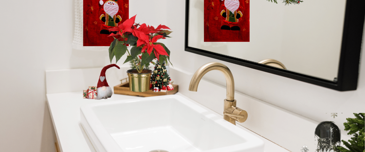 Christmas Bathroom Decor