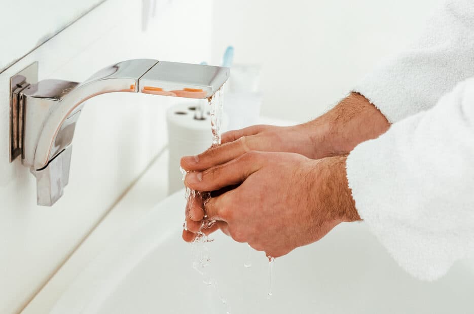 Best Touchless Bathroom Faucet